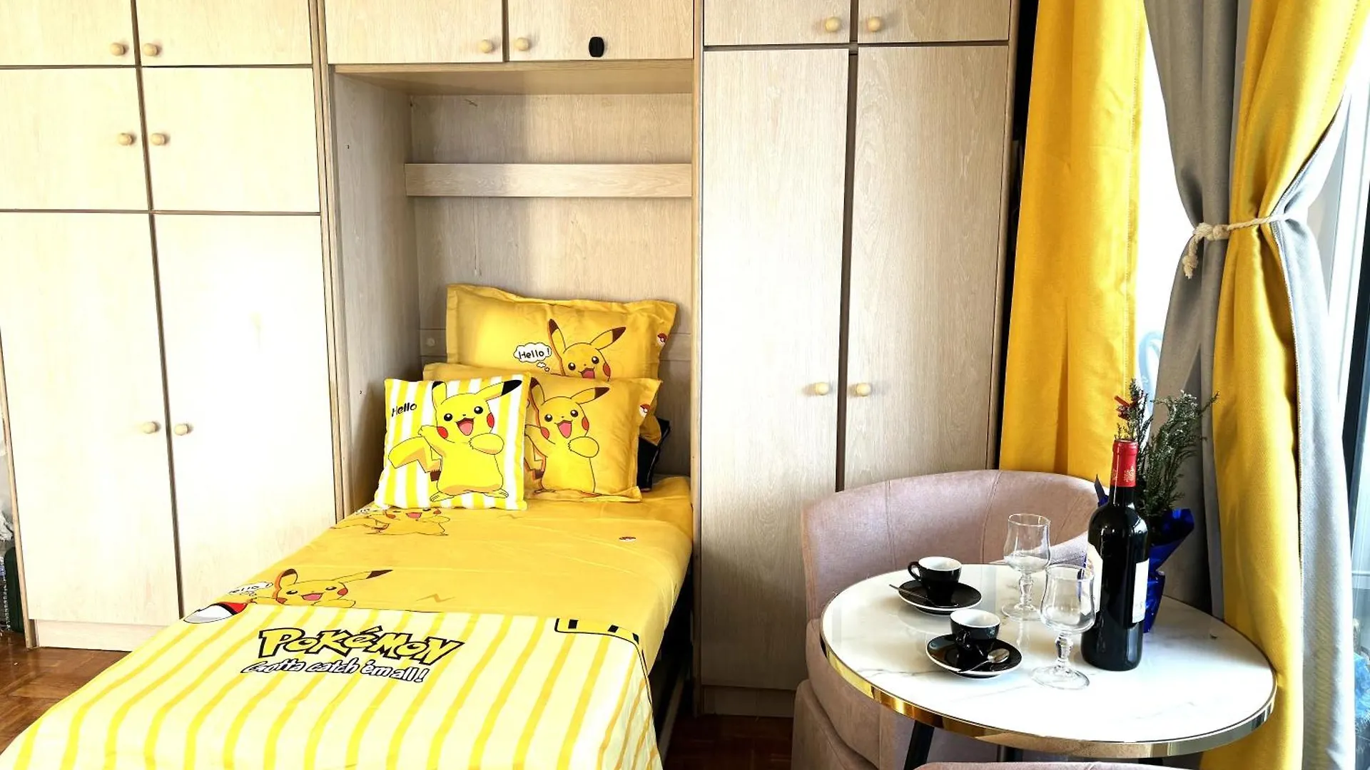 Arena Porte La Chapelle Homestay Paris